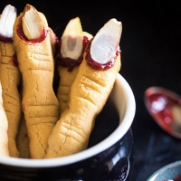 Witch fingers