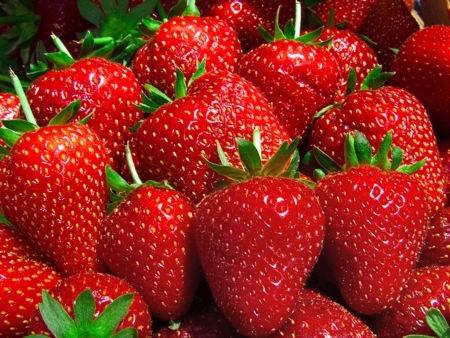 Delicious Strawberry - delicious, yummy, strawberry, red