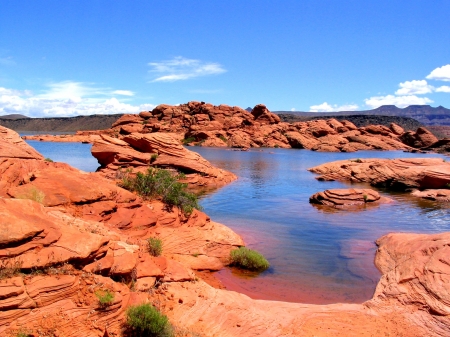 Sand Hollow State Park in Utah