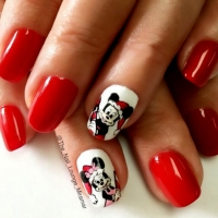 Disney Mickey Minnie Mouse Christmas Nails