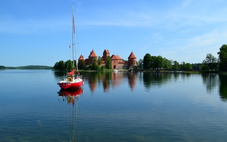 Trakai Castle in Lithuania - Lithuania, lake, sailboat, castle