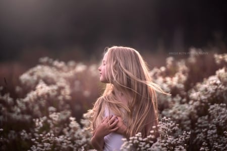 Little Girl - summer, flowers, girl, look