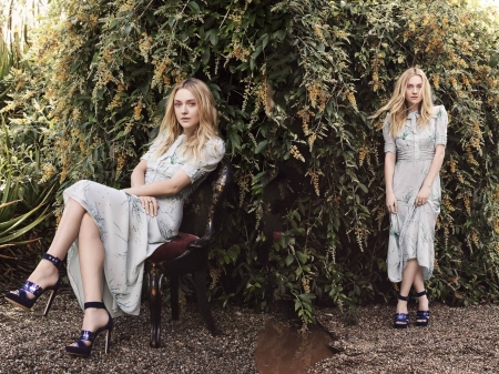 Dakota Fanning - dakota, actress, 2018, wallpaper, heels, model, legs, beautiful, blend, fanning, dress, dakota fanning