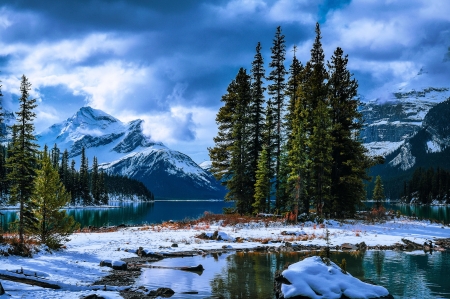 End of autumn - lake, winter, beautiful, mountain, snow, autumn