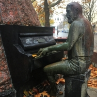 Autumn Pianist in Germany