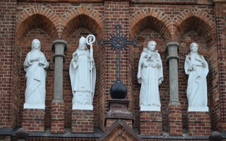 Sculptures of Saints - cross, saints, sculptures, church