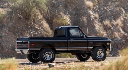 72      Chevy Pickup - bowtie, black, gm, truck