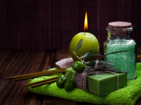 Spa - Spa salt, Olive, Towel, Candle