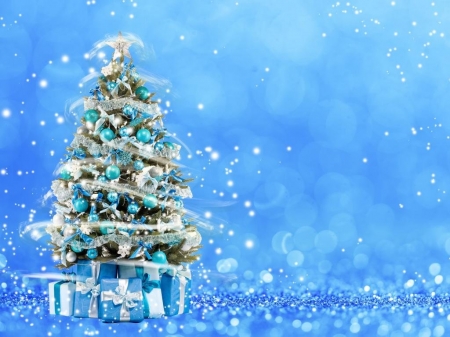 Light blue - Christmas tree, snow, art, gifts