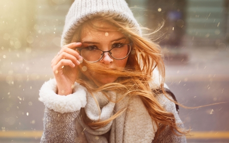 Beauty - hat, winter, snow, girl, wind, white, glasses, woman, model, iarna