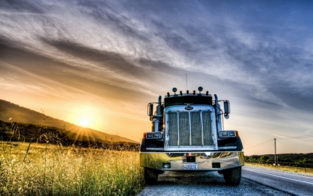 peterbilt - truck, peterbilt, sunset, road, grass