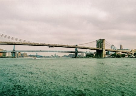 Brooklyn Bridge - New York City (August 2007)