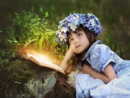 Little Girl - Girl, Look, Wreath, Book