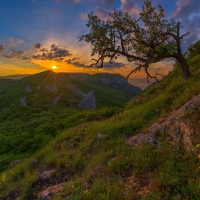 Sunset Over the Mountains