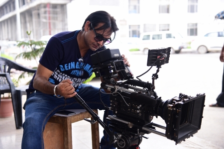 Ravi Bhatia at shoot in Lucknow - ravi bhatia, ravi bhatia actor director, actor ravi bhatia, raavi, ravi bharia bollywood, raavi bhatia lucknow