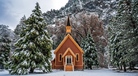 Yosemite NP in winter - yosemite, church, mountain, forest, national park, snow, chapel, winter