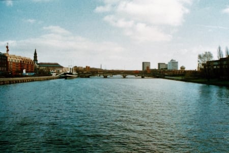 River Clyde - Glasgow - Scotland (March 1990) - glasgow, scottish rivers, river clyde, scotland