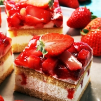 Strawberry Cake