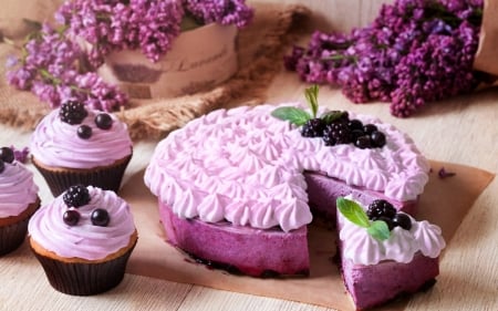 Cream cake - cupcakes, flowers, berries, baking, pie