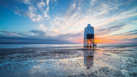 Burnham - lighthouse, water, beach, ocean, sky, holiday, vacation, clouds, sunset, sunrise, waves, burnham