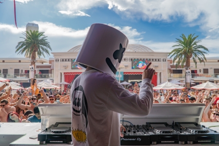 Marshmello - christopher comstock, music, american, dj, marshmello