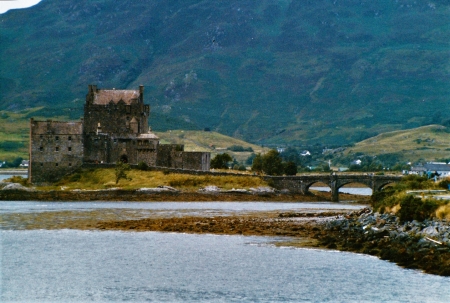 Eilean Donan Castle - Scotland (July 1990) - Scottish Castles, Scottish Highlands, Eilean Donan Castle, Scotland