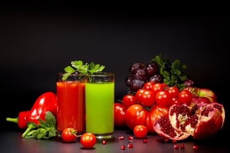 ♥️ - Glasses, Juice, Tomatoes, Pomegranates