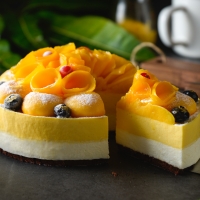 Mango cake