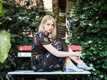 Lucy Boynton - lucy boynton, actress, hot, boynton, wallpaper, bench, model, beautiful, lucy, 2019, shoes, dress