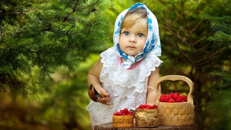 Little Girl - spoon, trees, girl, respberry, forest