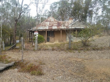 OLD HOUSE...AUSTRALIA - BUILDING, IMAGE, HOUSE, OLD