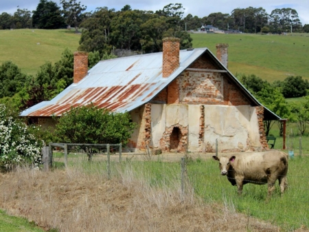 OLD HOUSE...AUSTRALIA