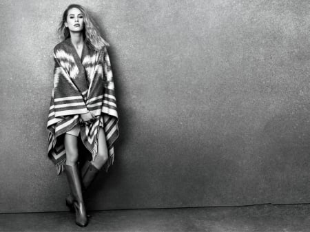 Dylan Penn - Cowgirl - actress, hot, serape, cowgirl, black white, wallpaper, penn, boots, model, blanket, dylan, 2019, dylan penn, beautiful