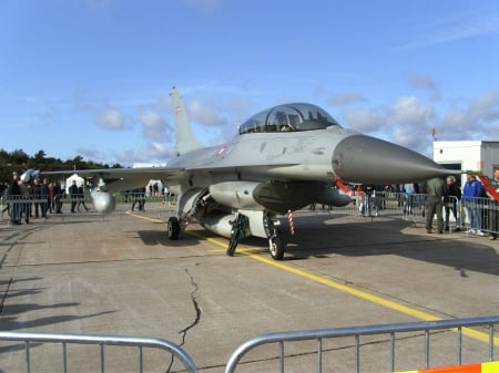 Danish F16 - Air show, Sweden, Uppsala, Falcon