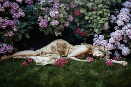 Sleeping Beauty - woman, girl, pink, bella kotak, sleeping beauty, green, model, flower