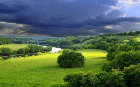 Ominous Brewing Clouds - ominous, brewing, clouds, storm