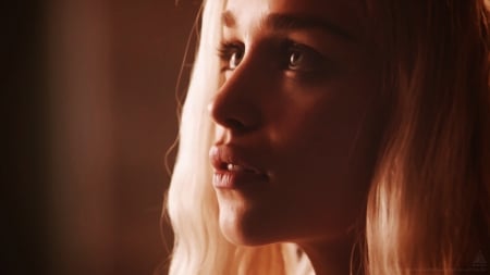 Game of Thrones (TV Series 2011–2019) - game of thrones, girl, face, daenerys targaryen, actress, Emilia Clarke