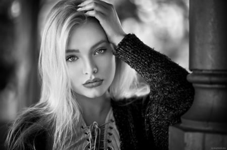 Beauty - white, black, model, blonde, bw, anna maradan, girl, woman