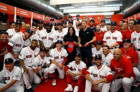 Red, White & Black ...  - Red Sox, Harry HRH Duke of Sussex, team photo, London Series, Inviticus, hats, smiles, Duchess of Sussex, royals, black, Megan, white, red, bi-continental