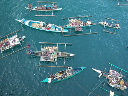 Zamboanga Market - market, boats, sea, blue