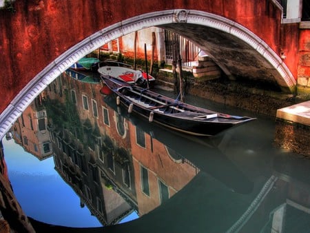 Red bridge - italy, venice, gondola, water, house, boat