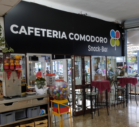 The Premier Torremolinos Drinking Hole - adriano, central torremolinos, fun, tapas