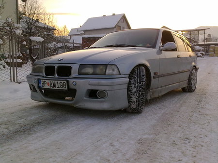 BMW 3 - 325, bmw, snow