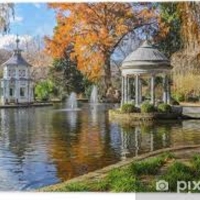 Garden at Aranjuez Madrid....and SONG