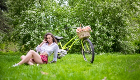 Picnic - girl, bike, sweet, hot