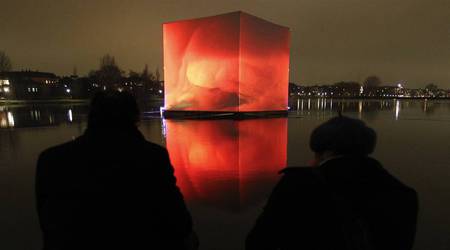 CO2 cube in the water - photography, places