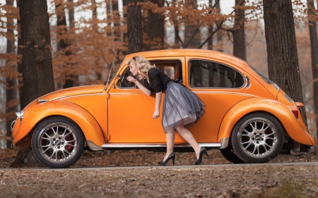 Orange - street, car, lady, bettle