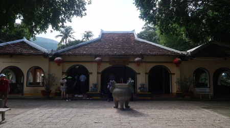 An Son Mieu Con Dao - du lich con dao, an son mieu, con dao, mien tay co gi