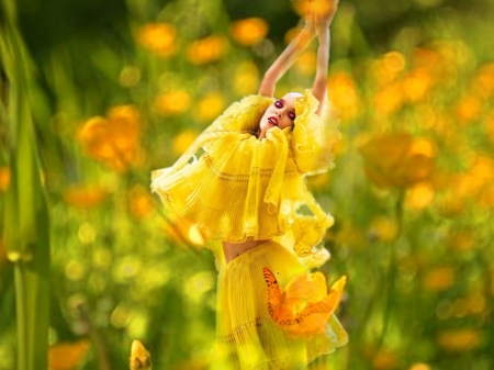 Yellow Summer - etheral women, grandma gingerbread, the WOW factor, yellow pink attire, photo album, female trendsetters, womens wardrobe