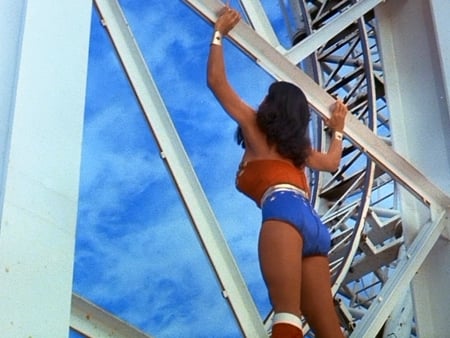 Holding Up The Roller Coaster - Lynda Carter, roller coaster, WW, Wonder Woman